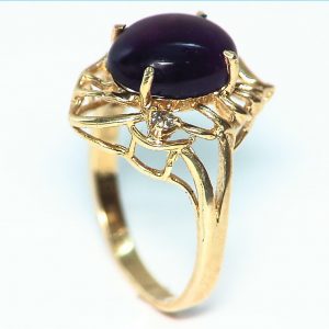 Amethyst set in a Beautiful 14 kt Yellow Gold Engagement Ring Design