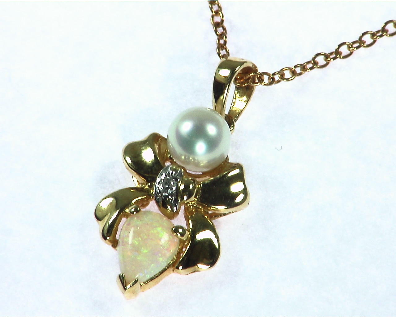 Opal Pearl Gold Pendant 3