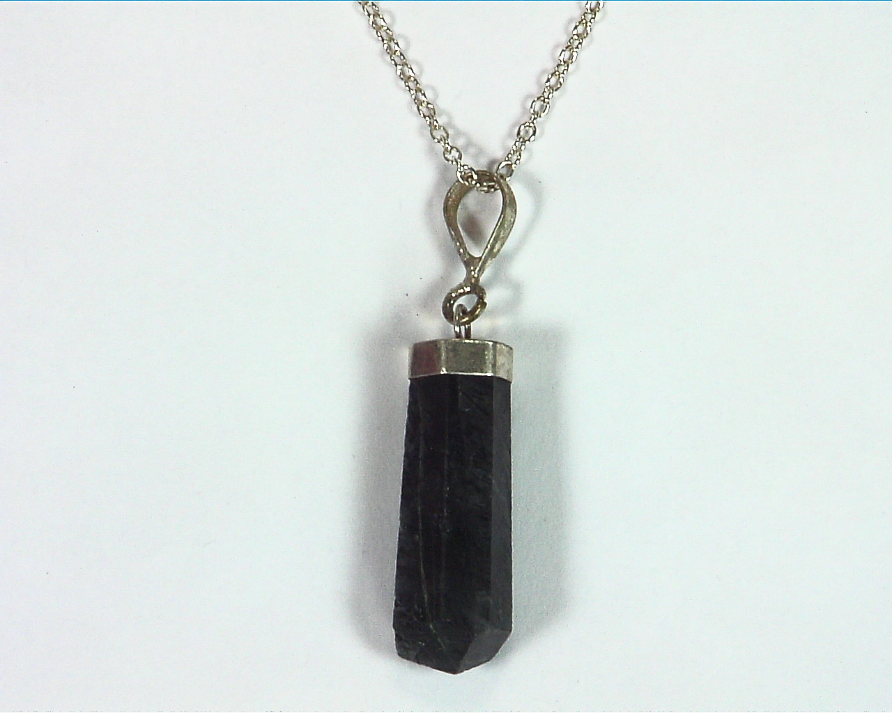 Tourmaline Natural Genuine Crystal Pendent PSS,1032 4