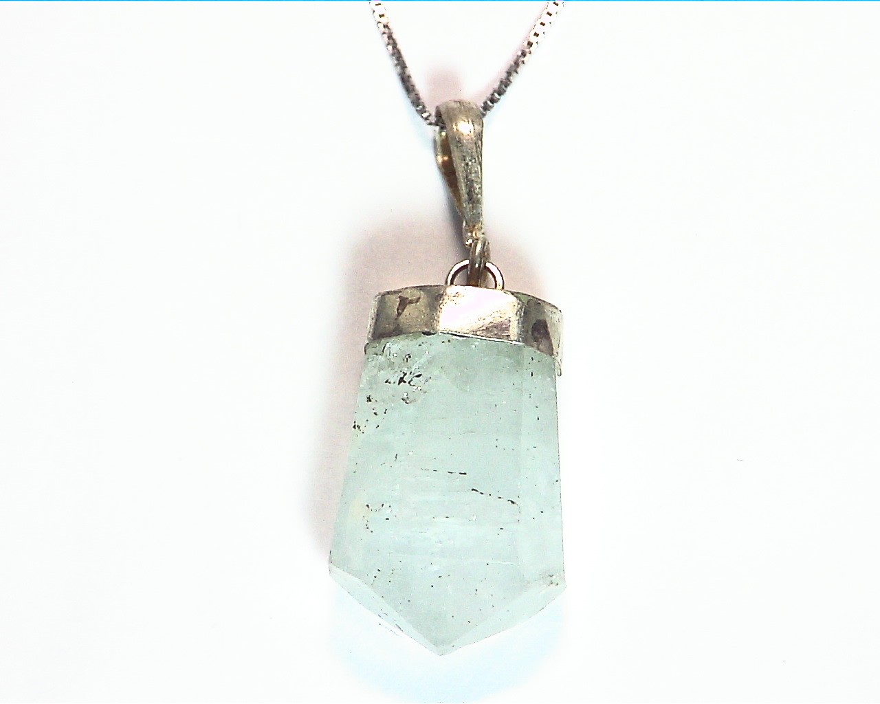 Natural Genuine Aquamarine Crystal Pendant in Sterling Silver PSS,859 5