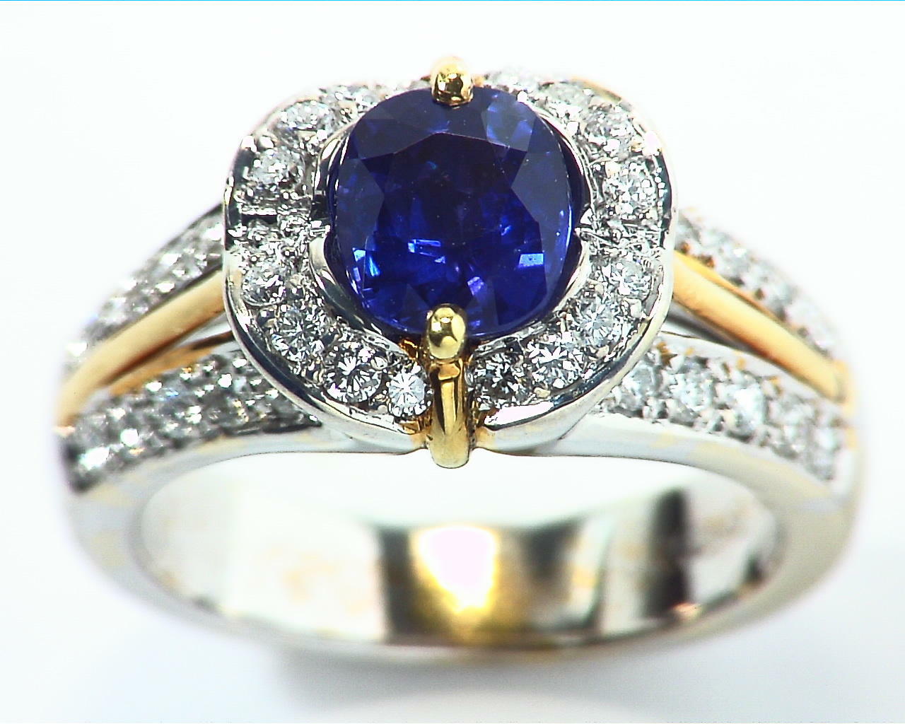 Blue Ceylon Sapphires Engagement Ring 18kt Lady,s Ring RFK,303