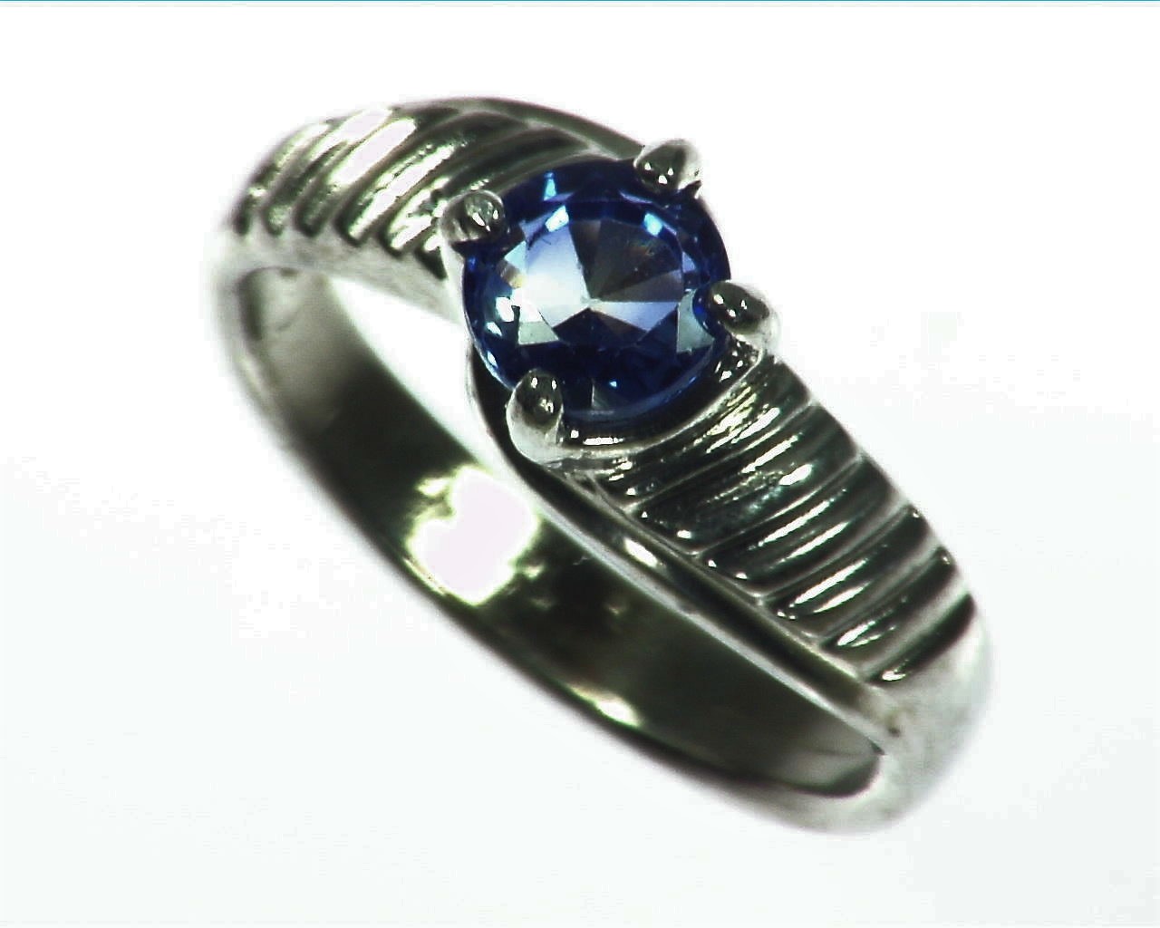 Blue Sapphire Natural Genuine Gemstone Set in Sterling Silver Lady,s Ring RSS1042 4