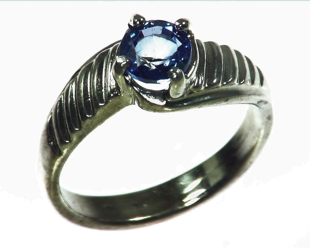 Blue Sapphire Natural Genuine Gemstone Set in Sterling Silver Lady,s Ring RSS1042 6