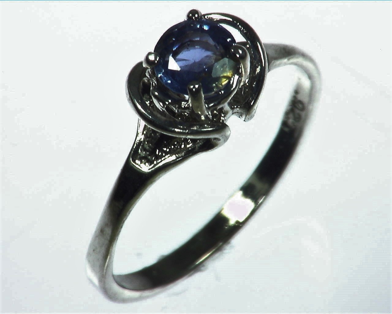 Blue Sapphire Natural Genuine Gemstone Set in Sterling Silver Lady,s Ring RSS1040 5